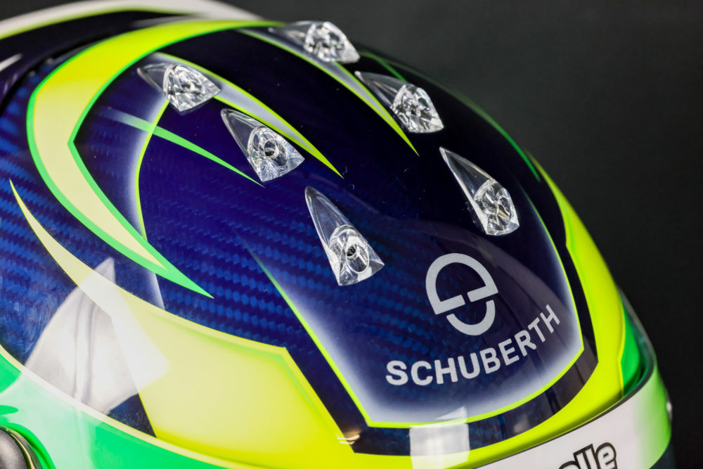 シューベルトヘルメット　ペイント