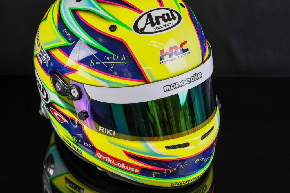 ヘルメットデザイン