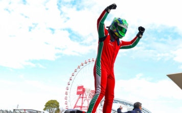 2025 Champion monocolle v.granz Suzuka Champion Race SERA TOMITA 2025 Champion monocolle v.granz Suzuka Champion Race SERA TOMITA